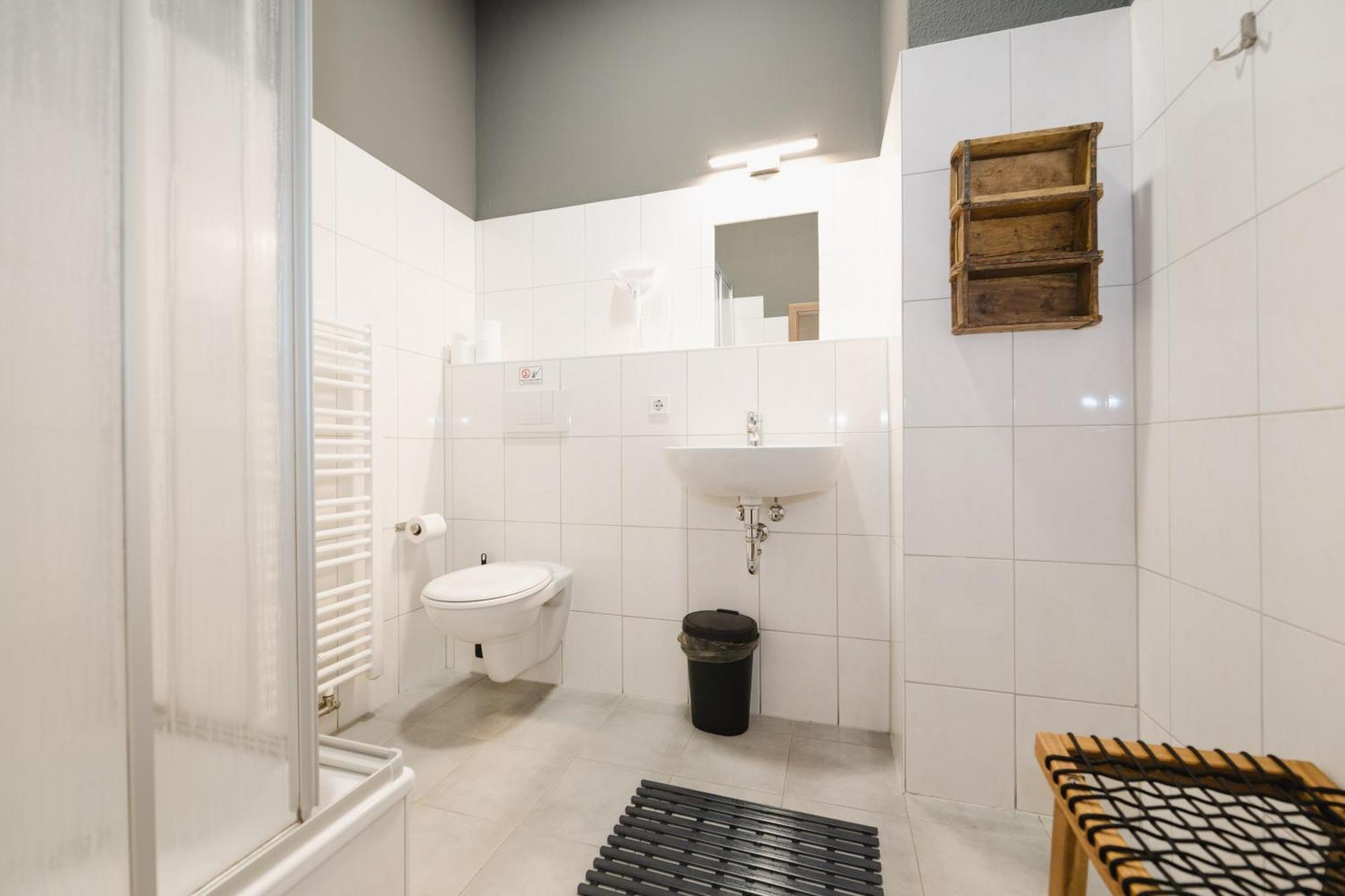 Apartment (4 Adults),1658768776:JPEG
