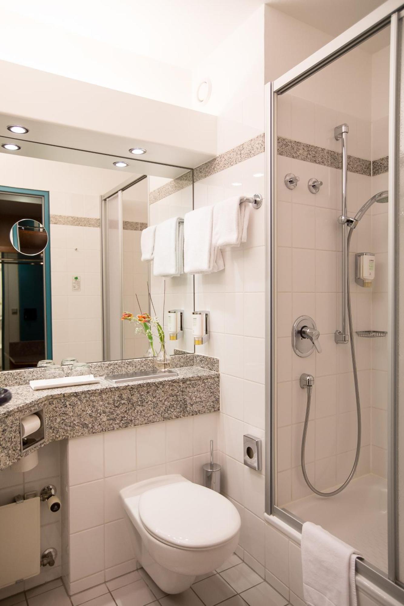 Standard Plus Room,815257931:JPEG